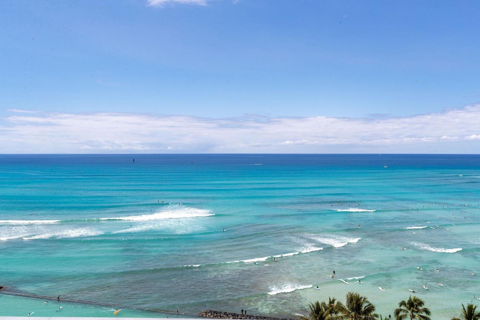 Espacio The Jewel Of Waikiki Honolulu Exteriör bild